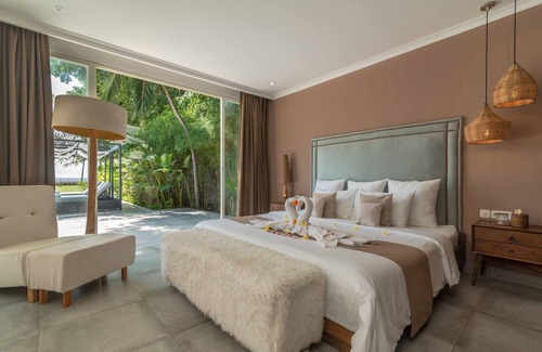 Banjartegehe Villa | Villa Lou - Luxury Villa By The Beach