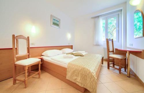 Krk Hotel | Villa Lovorka - Hotel Resort Dražica