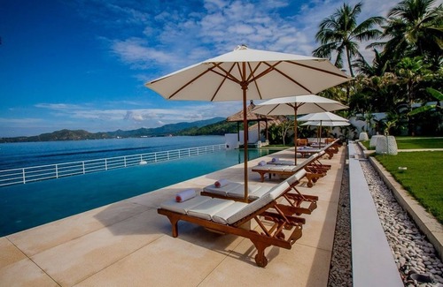 Petitenget Villa | Villa Lucia Absolute Beachfront Candidasa Area