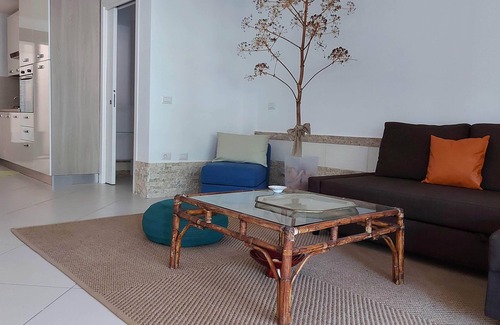 Poggio dei Pini Casa | Villa Luigi: Alloggio Indipendente in Villa con Parcheggio