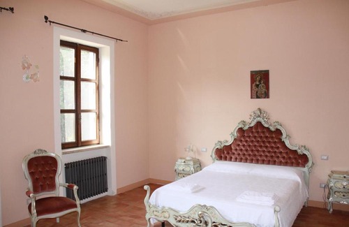 Volta Mantovana Cama Y Desayuno | Villa Luisa