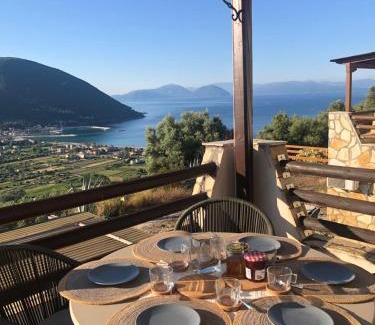 Evgiros Villa | Villa Luna