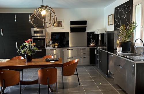 Auriol Casa | Villa Luxueuse Grand Conf 190 m2 , Piscine 8x5 Entre Foret et Mer ,animaux Accep