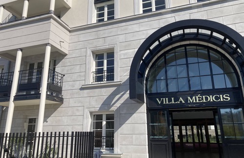 Saint-Cyr-l'Ecole Apartamento | Villa Médicis Saint-Cyr-L'école