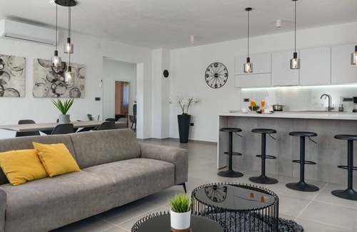 Prodol Casa | Villa 'M' by Interhome