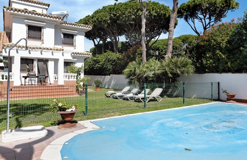 Los Gallos-Cerromolino Villa | Villa 'Margaritas' con piscina privada, Wi-Fi y aire acondicionado