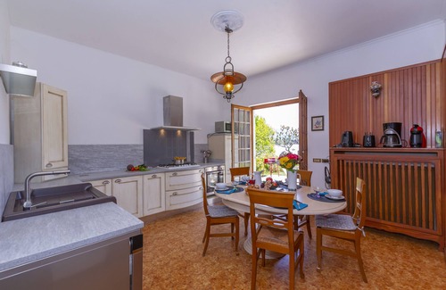 Cadrezzate Villa | Villa Martine Au Bord Du Lac, Cadrezzate, Italia