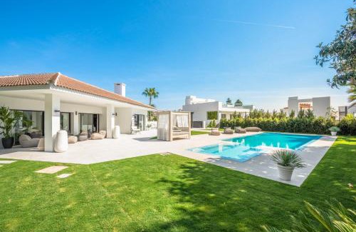 Marbella Villa | Villa Macarena - Extravagant & Luxurious Dream