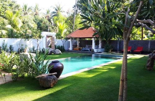 Bukti Villa | Villa Madja