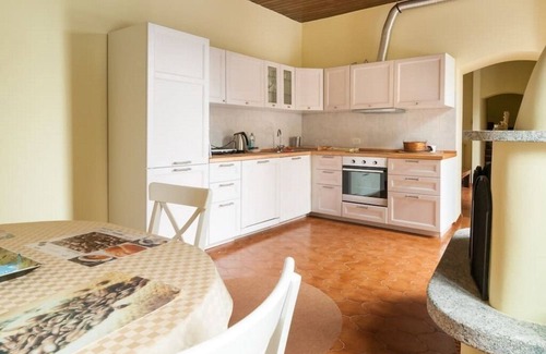 Besozzo Villa | VILLA MAGNOLIA Lago Maggiore