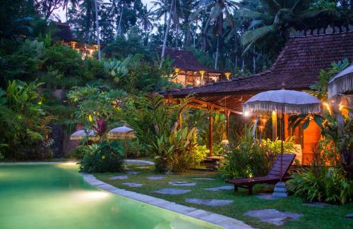 Sambahan Villa | Villa Mahadevi 2 Ubud Jungle Retreat Joglo