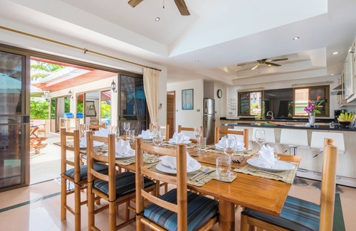 Kata Villa | Villa Malee, piscina infinita con vistas al mar, personal, chef