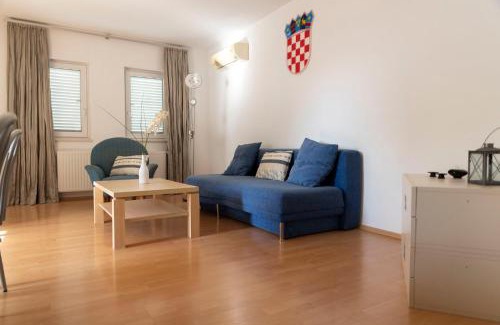 Businci Apartamento | Villa Mali San