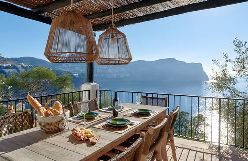 Port d'Andraitx Villa | Villa 'Mallorquin Oasis' con vistas al mar, Wi-Fi y aire acondicionado