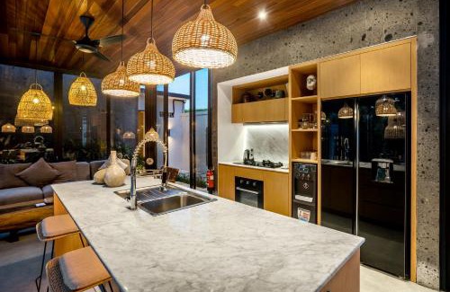 Pengosekan Villa | Villa Manao by BaliSuperHost