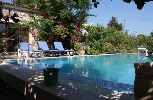 Bitez Villa | Villa Mandarin by Important Group Travel