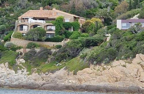 Ile du Levant Cama Y Desayuno | VILLA MANDRAGORE Ile du Levant