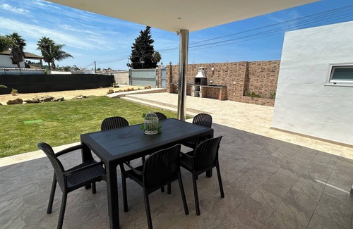 Conil de la Frontera Cabaña | Villa Manoli Namaste, 6 minutes drive to the beach and downtown