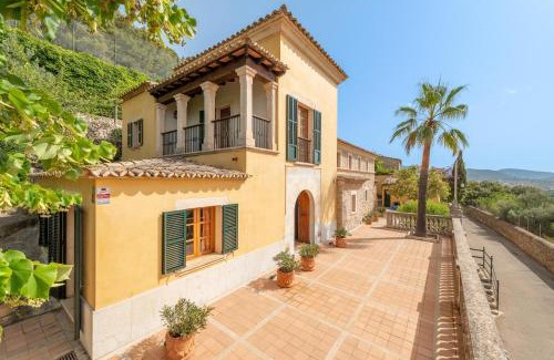 Alaro Casa | Villa María Isabel