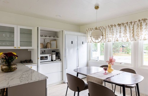 Rovaniemi Casa | Villa Marasto Aurora view by BookLapland