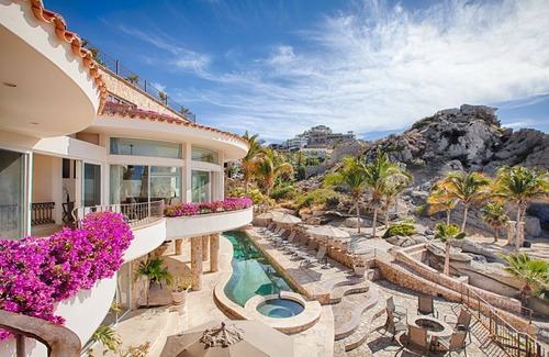 Pedregal Villa | Impresionante finca de 5 dormitorios frente al mar con equipo en el lugar y 7ma noche gratis *!