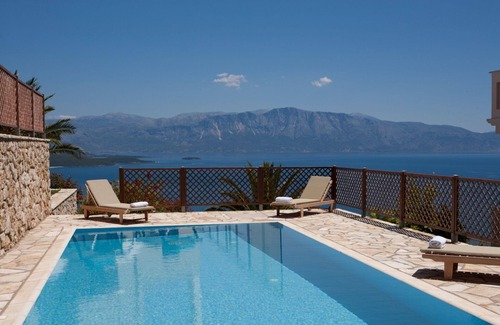 Nikiana Villa | Villa Mare, increíble vista al mar, piscina privada.