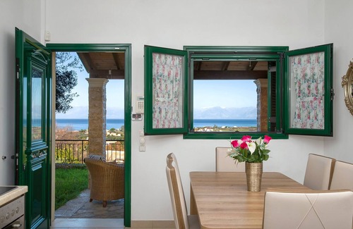 Almiros Beach Villa | Villa Mare e Monti, con piscina privada, vistas al mar y montaña