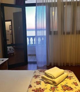 Vlore Casa | Villa Mare - for families & groups