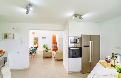 Costa de Antigua Villa | Villa Maresia by Villa Plus