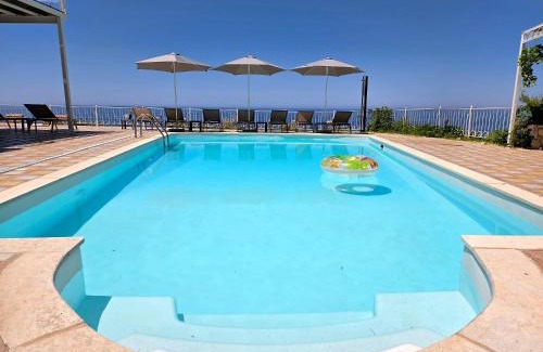 Agios Nikitas Casa | Villa Margaux Kathisma, Breathtaking VIEWS & Unforgettable SUNSETS - Minutes from Most Iconic BEACH