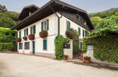Vito d'Asio Apartamento | Villa Margherita by Interhome
