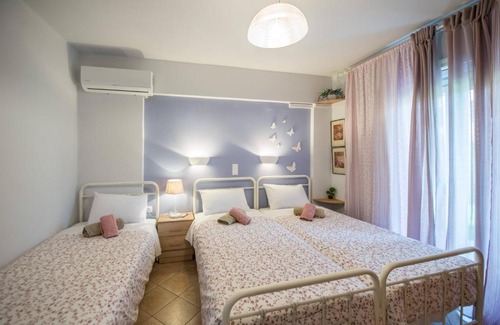 Termenades Villa | Villa Maria by PosarelliVillas