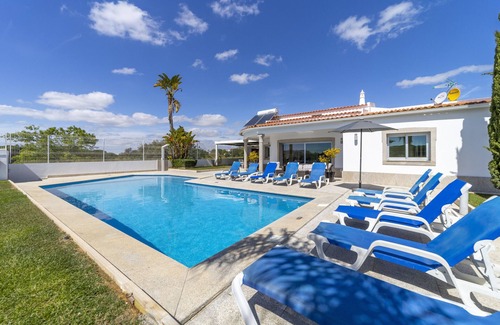 Olhos D'Agua Villa | Maria