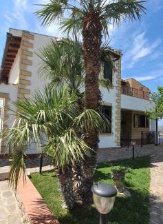 Trabia Apartamento | VILLA MARIANNA CON PISCINA PRIVATA ampi spazi esterni e WIFI FREE