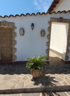 Trabia Apartamento | VILLA MARIANNA CON PISCINA PRIVATA ampi spazi esterni e WIFI FREE
