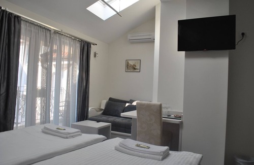 Zemun Cama Y Desayuno | Villa Marija M L