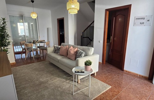 Ayamonte Villa | Villa 'Marília' with Private Terrace, Wi-Fi and Air Conditioning