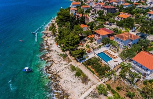 Businci Villa | Villa Marin