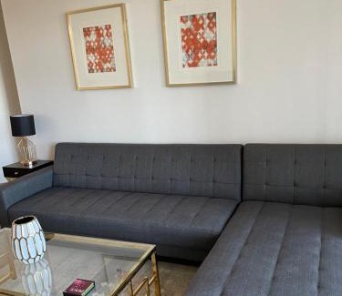 Marina del Rey Apartamento | Villa Marina - Luxe, Spacious, Gated, 2 Master Suites in TRUE Marina Del Rey