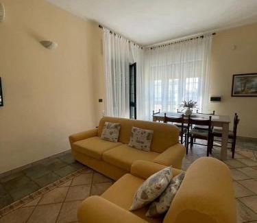 Posto Rosso Casa | Villa Marisa