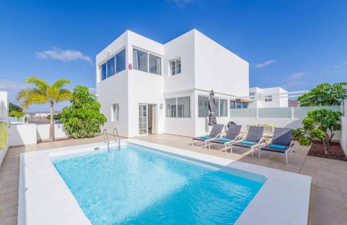 Playa Blanca Villa | Villa Marisol
