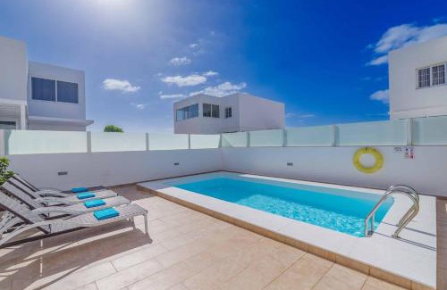 Playa Blanca Villa | Villa Marisol