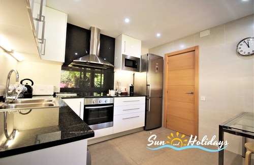 El Vendrell Villa | Villa Martina con piscina privada y gran jardín