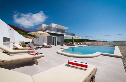 Martina Casa | Villa Maru