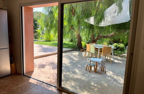 La Cadiere-d'Azur Casa | Villa MASA in a quiet area, hill view and sea view