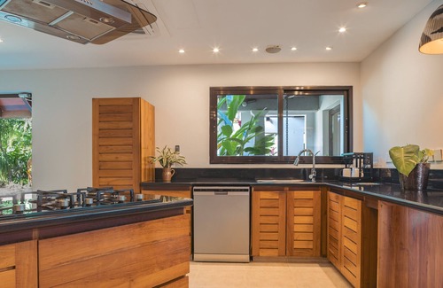 Cascavelle Villa | Villa Matahari by muse villas