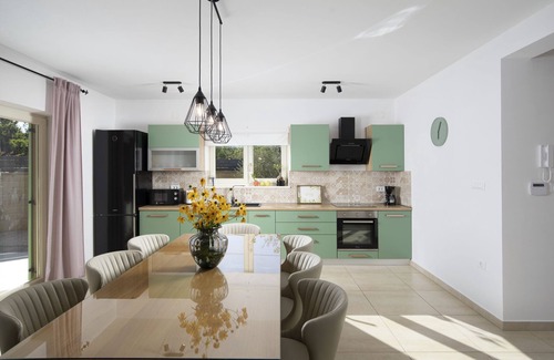 Orbanici Villa | NUEVO Villa Matea con piscina privada