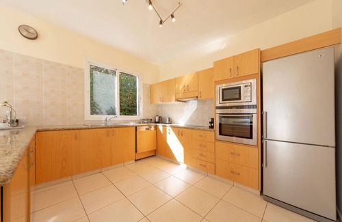 Latchi Cabaña | Villa Maya - a villa that sleeps 6 guests in 3 bedrooms