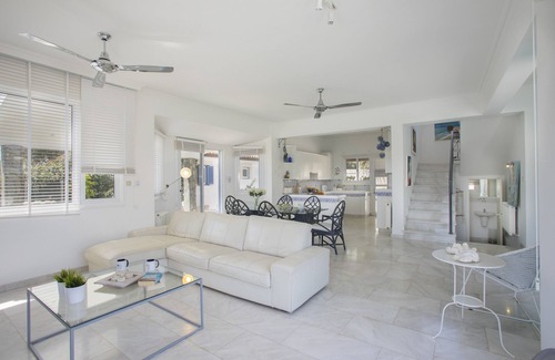 Cape Greko Villa | PR Mazeri - CHG - Cinco Habitaciones Villa, Capacidad 11