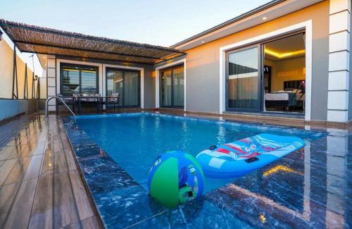 Ciftlik Villa | Villa Mees Fethiye / Kargı